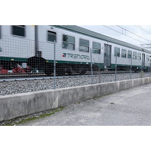 SIOUX MEMS PRO2: sistema antintrusione ridondante per tutte le recinzioni