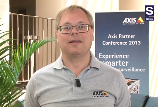 Martin Gren saluta Medity