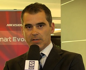 Hikvision con Napolitano per il servizio al cliente