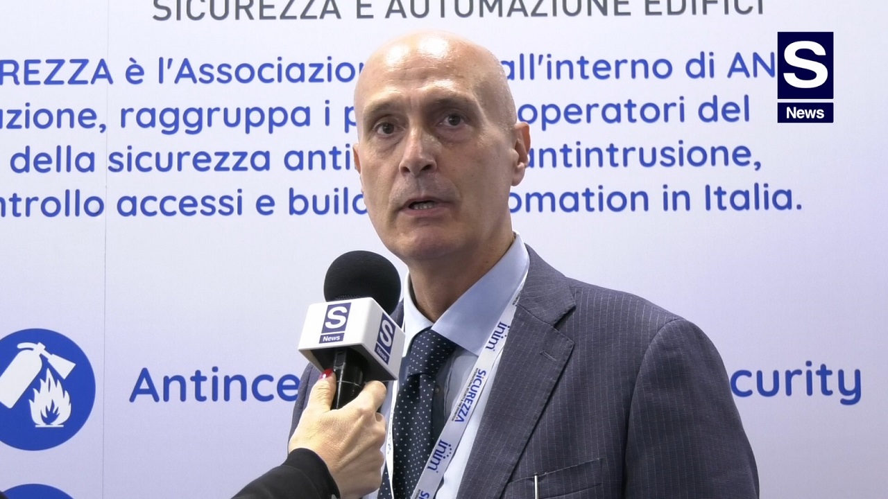 Giulio Iucci Anie convegno Guida Videosorveglianza dei Territori Fiera Sicurezza 2023
